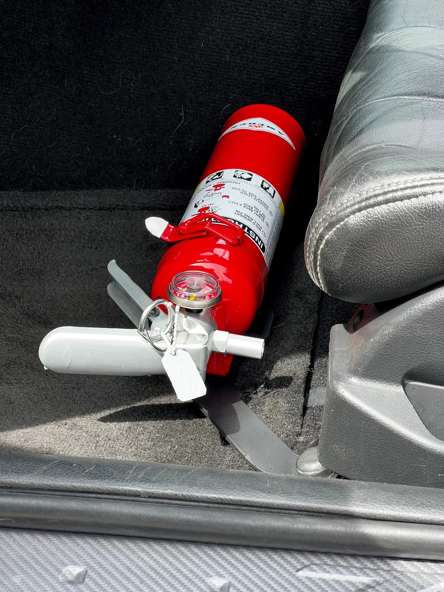 350Z Fire Extinguisher Mount